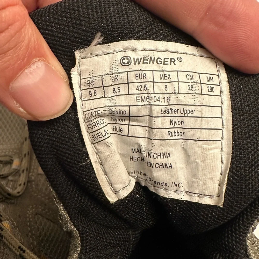 Wenger Swiss Army Anchorage Mid Vibram Sole Hiking Boots MS6104.16 Size US 9.5